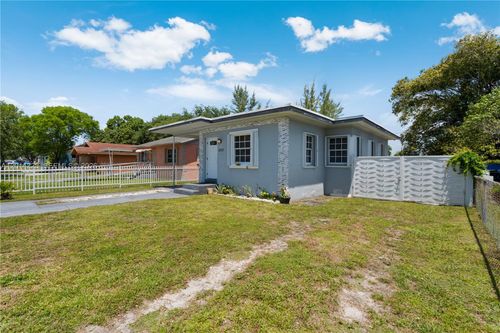 1059 Nw 77th St, Miami, FL, 33150-3254 | Card Image