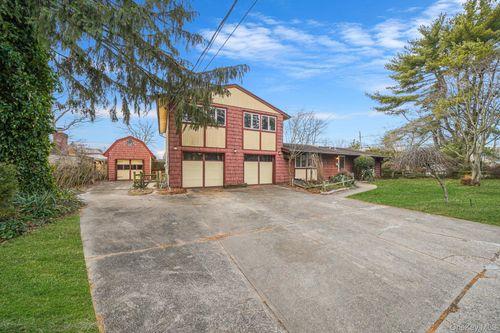 1344 Boston Ave, Bay Shore, NY, 11706-4729 | Card Image