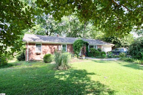 102 Coral Dr, Taylors, SC, 29687-3504 | Card Image
