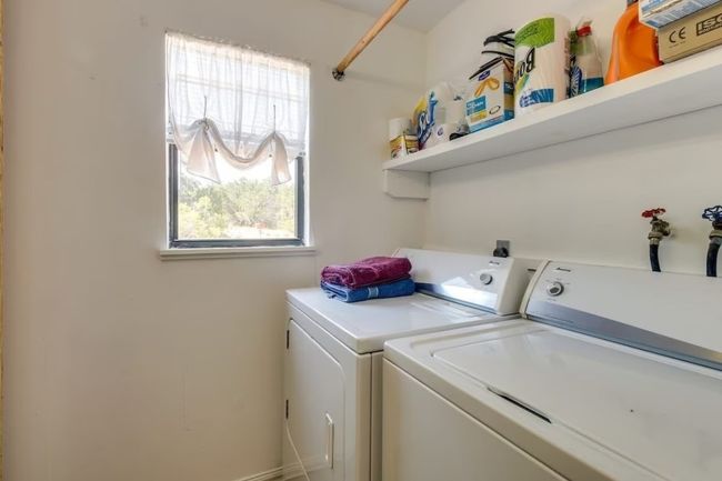 7445 Mcgregor Ln, House other with 3 bedrooms, 3 bathrooms and 3 parking in Dripping Springs TX | Image 23