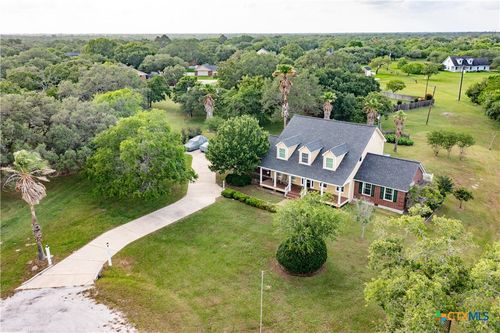 403 Oakside, Victoria, TX, 77905-0695 | Card Image