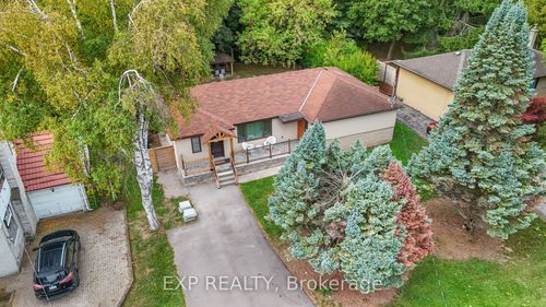 208 Glen Oak Dr, Oakville, ON, L6K2J2 | Card Image