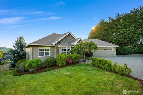 4522 Parkhurst Drive, Bellingham, WA, 98229 | Card Image