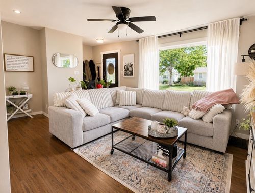 124 4th Ave, Strathmore, AB, T1P1B9 | Card Image