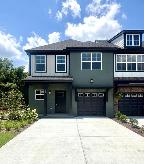 390 Twig Ct, Hendersonville, TN, 37075-2713 | Card Image