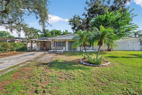 1557 79th Ave N, ST PETERSBURG, FL, 33702-4038 | Card Image