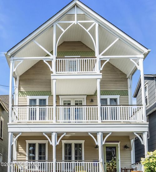 35 Embury Ave, Ocean Grove, NJ, 07756-1362 | Card Image