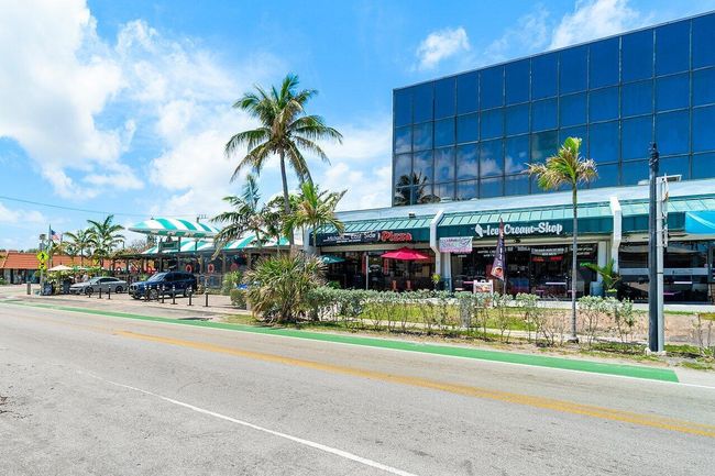 103 - 842 19 Th Ave, Townhouse with 2 bedrooms, 3 bathrooms and null parking in Deerfield Beach FL | Image 34