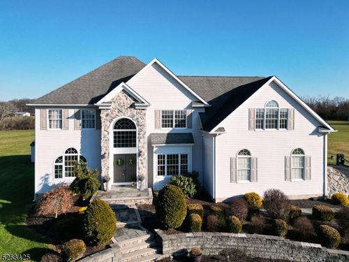 7 Maple Springs Rd, PITTSTOWN, NJ, 08867-5029 | Card Image