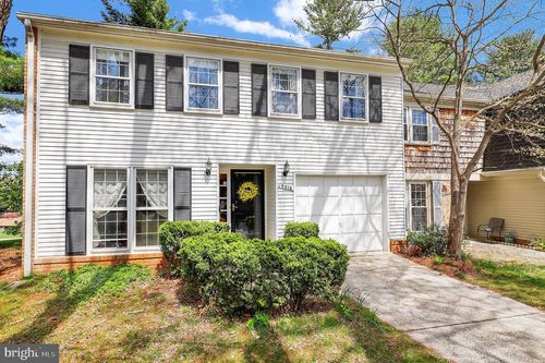 19316 Frenchton Pl, MONTGOMERY VILLAGE, MD, 20886-3945 | Card Image