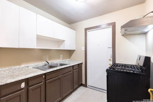 3032 Weir Ave, San Antonio, TX, 78226-1237 | Card Image