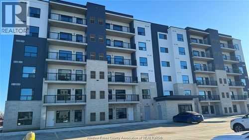 423-3340 Stella Cres, Windsor, ON, N8T3R8 | Card Image
