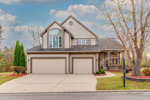 1144 S Hiddenbrook Trl, Palatine, IL, 60067-9105 | Card Image