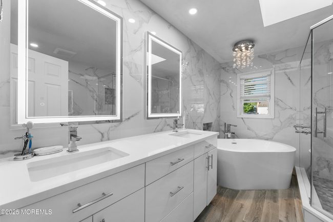 21 Homestead Cir, House other with 5 bedrooms, 4 bathrooms and null parking in Marlboro NJ | Image 50