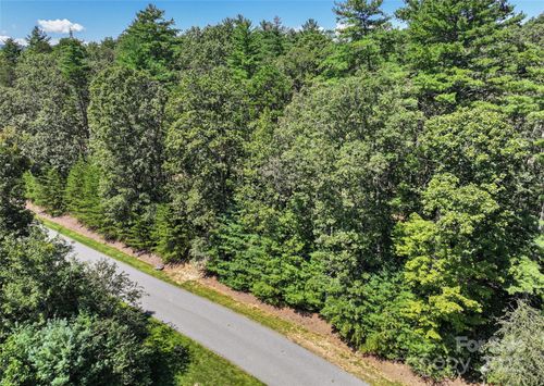 15 Mirehouse Run, Asheville, NC, 28803-8800 | Card Image