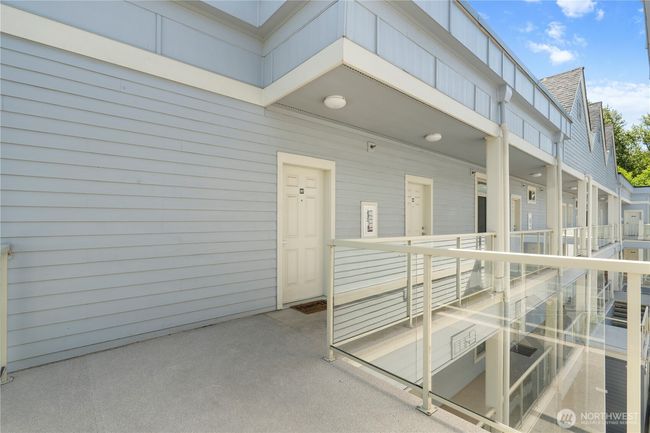 APT-307 - 910 Gladstone St, Condo with 3 bedrooms, 2 bathrooms and null parking in Bellingham WA | Image 5