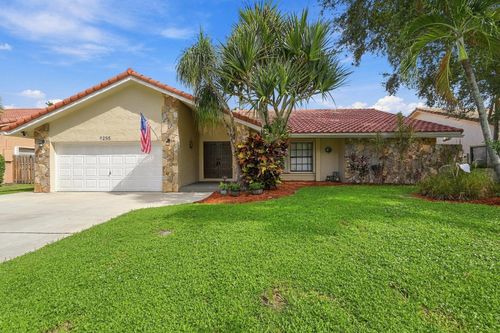 9255 Nw 18th St, Plantation, FL, 33322-5231 | Card Image