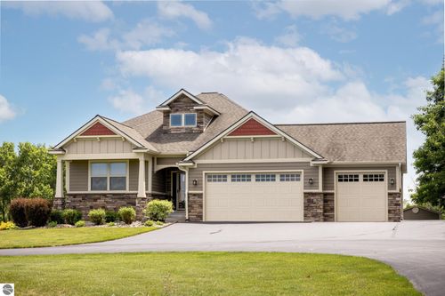 3481 Huellmantel Dr, Traverse City, MI, 49685-7440 | Card Image