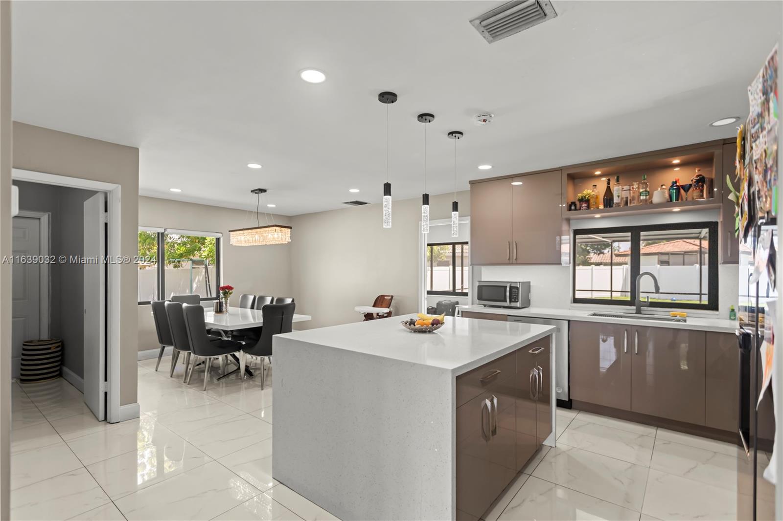 Lake Tree Dr, Weston, FL 33326
