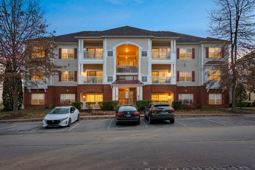 3-8221 Lenox Creekside Dr, Antioch, TN, 37013-4657 | Card Image
