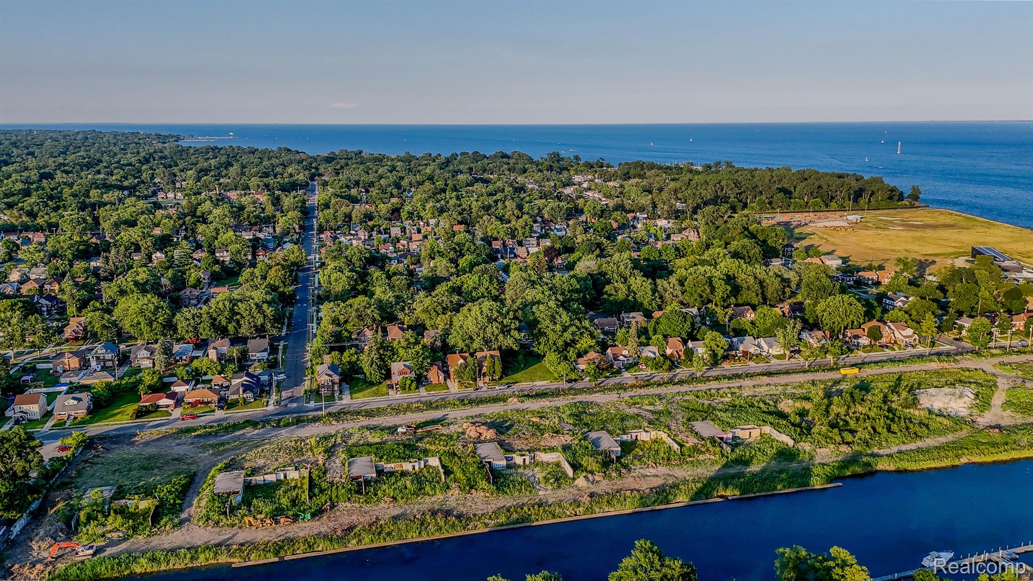 Land in Detroit 4