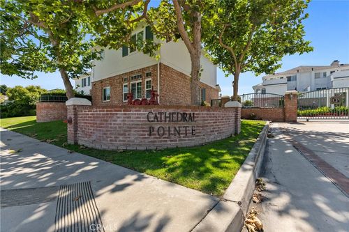 18723 Chapel Ln, Huntington Beach, CA, 92646-1808 | Card Image