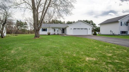 5211 E Hamilton Avenue, Eau Claire, WI, 54701 | Card Image