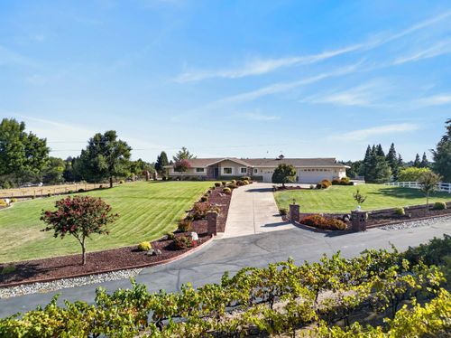 6500 Pueblo Court, Granite Bay, CA, 95746 | Card Image