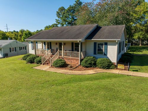 102 Hawkins St, Clarksville, VA, 23927-9104 | Card Image