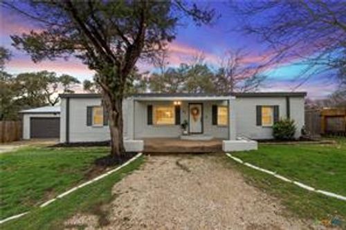 22 S Sherwood Drive, Belton, TX, 76513 | Card Image