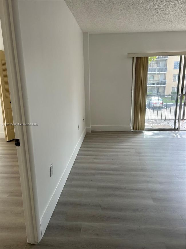 APT-205 - 4154 Inverrary Dr, Condo with 1 bedrooms, 2 bathrooms and null parking in Lauderhill FL | Image 7