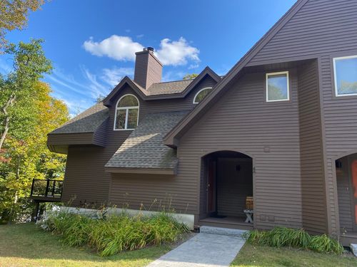 4a-11 Dutchman Ln, Wilmington, VT, 05363 | Card Image