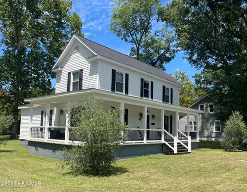 702 Charlotte St, Washington, NC, 27889-4607 | Card Image