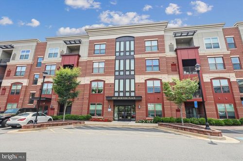unit-207-3989 Norton Pl, FAIRFAX, VA, 22030-3705 | Card Image