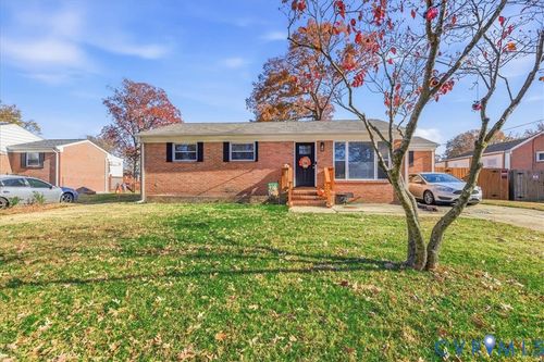 3111 Holly Ave, Colonial Heights, VA, 23834-2912 | Card Image