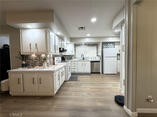 26082 Seaforthia Palm Dr, Homeland, CA, 92548-9672 | Card Image