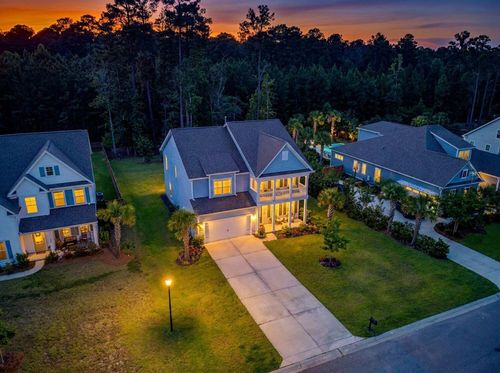 5541 Alpine Dr, Summerville, SC, 29483-3332 | Card Image