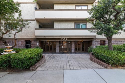 215-1339 N Columbus Ave, Glendale, CA, 91203-2959 | Card Image