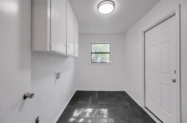 1207 E Neches St, Home with 2 bedrooms, 1 bathrooms and 1 parking in Palestine TX | Image 16