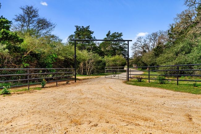 Entrance Gate | Image 7