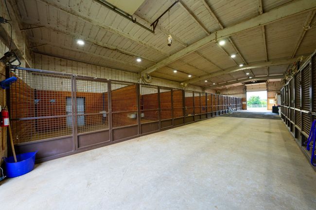 7583 Mountain View Rd, Home with 4 bedrooms, 4 bathrooms and null parking in Aubrey TX | Image 27