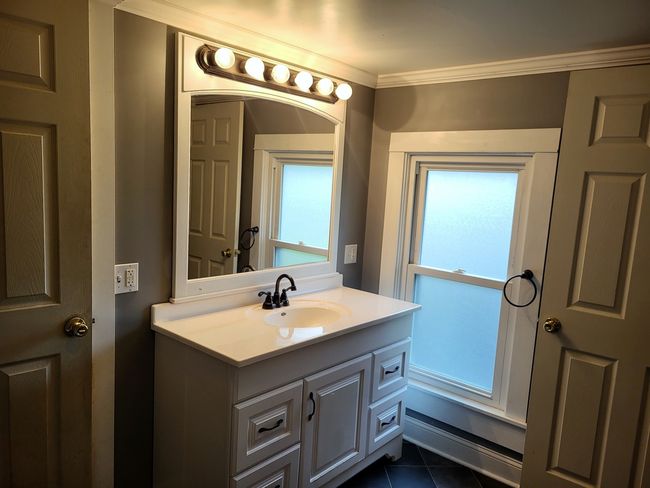 240 Maple St, House other with 5 bedrooms, 3 bathrooms and 2 parking in Paw Paw IL | Image 18