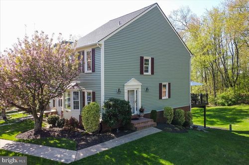 14083 Betsy Ross Ln, CENTREVILLE, VA, 20121-3508 | Card Image