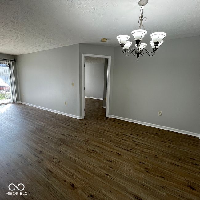UNIT-101 - 8314 Glenwillow Ln, Condo with 2 bedrooms, 2 bathrooms and null parking in Indianapolis IN | Image 6