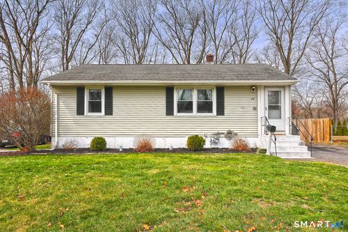 44 Woodvale Rd, West Haven, CT, 06516-6939 | Card Image
