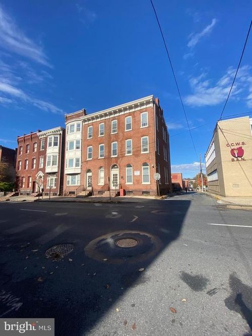 417 Walnut Street, Reading, PA, 19601 | Card Image