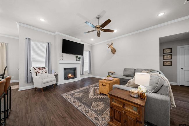 409 Meadows Ct, House other with 3 bedrooms, 3 bathrooms and null parking in Chandler TX | Image 16