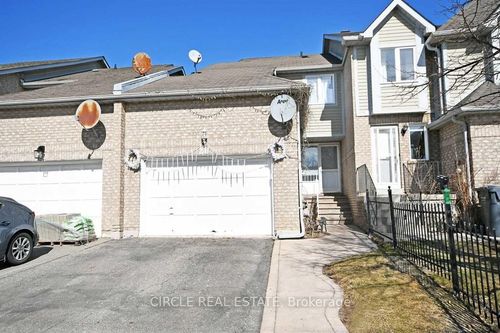 20 Langdale Crescent, Brampton, ON, L6Y4S2 | Card Image