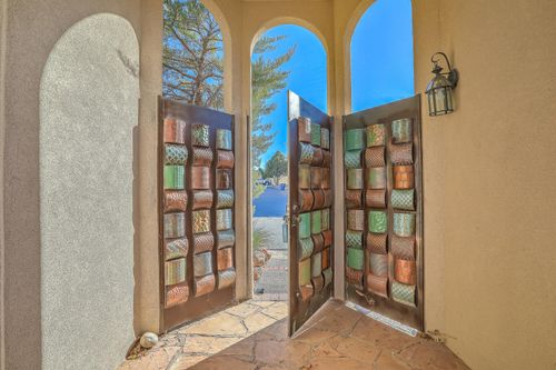 425 Pinon Creek Rd Se, Albuquerque, NM, 87123-3902 | Card Image