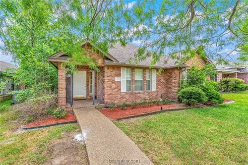 2308 Carnation Ct, College Station, TX, 77840-4046 | Card Image
